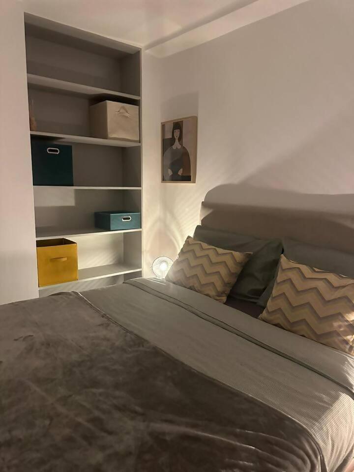 Stylish Renovated Apartment In Chiado 리스본 외부 사진