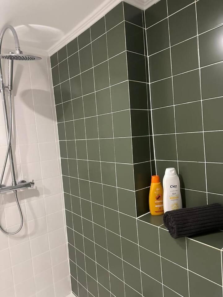 Stylish Renovated Apartment In Chiado 리스본 외부 사진