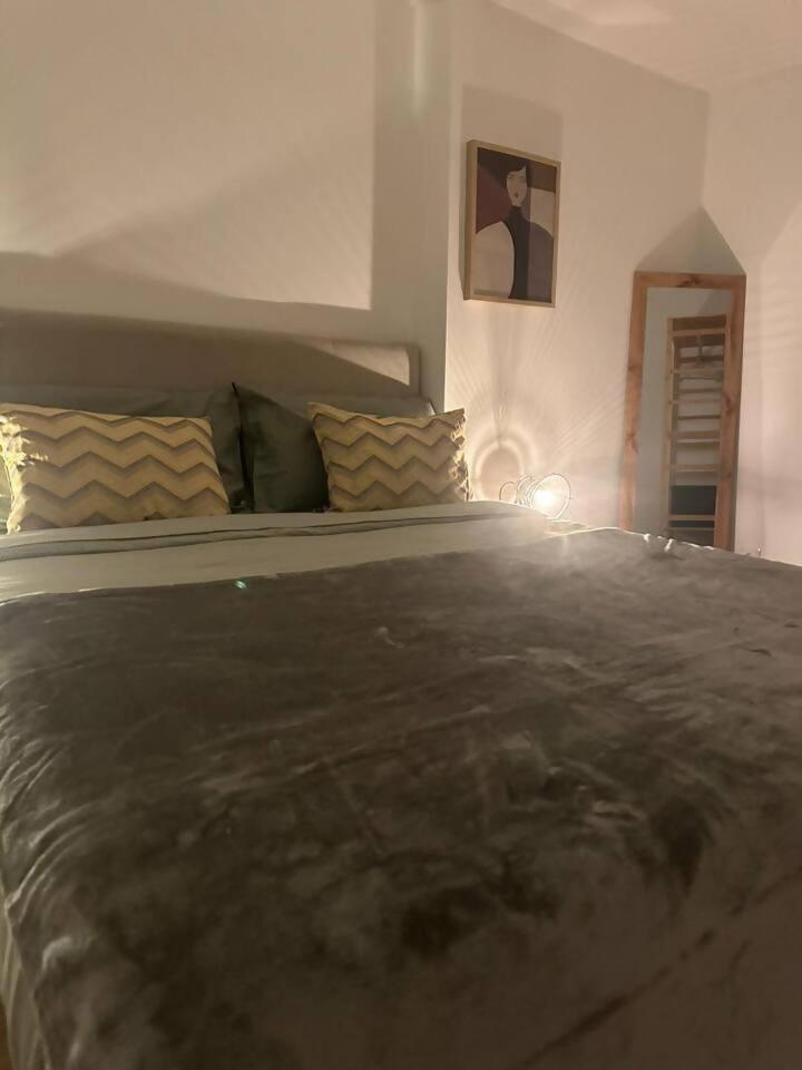Stylish Renovated Apartment In Chiado 리스본 외부 사진