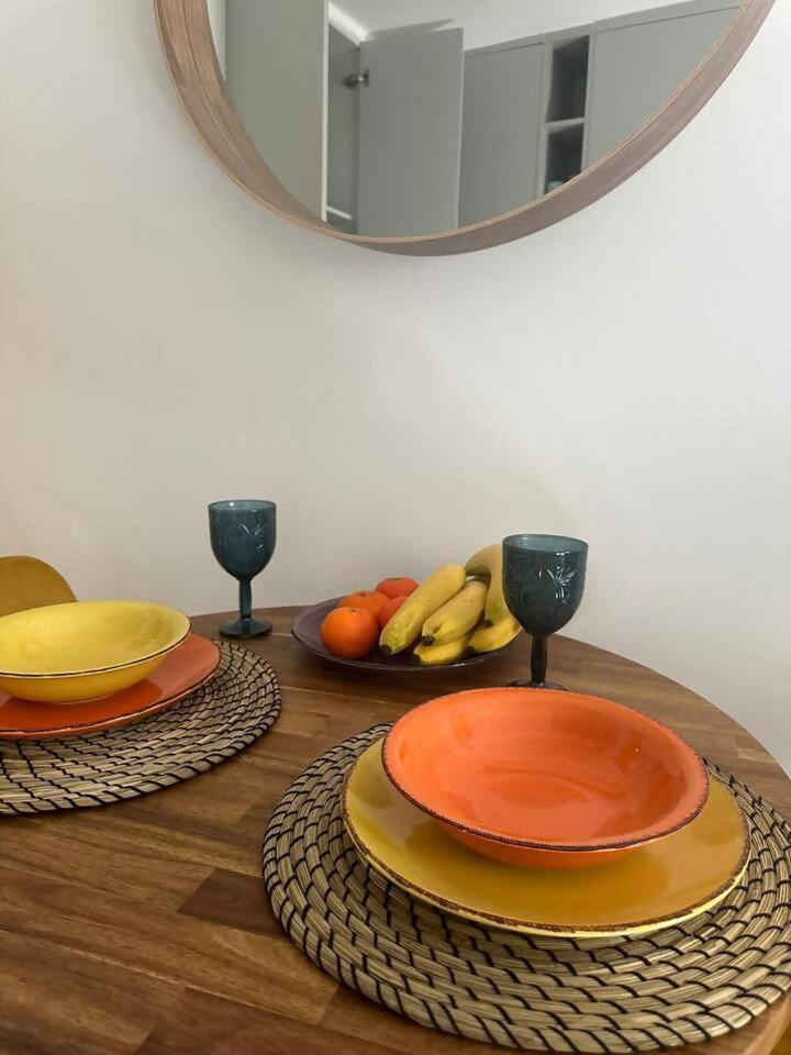 Stylish Renovated Apartment In Chiado 리스본 외부 사진
