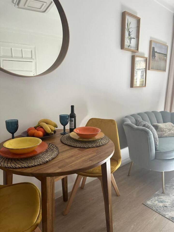 Stylish Renovated Apartment In Chiado 리스본 외부 사진