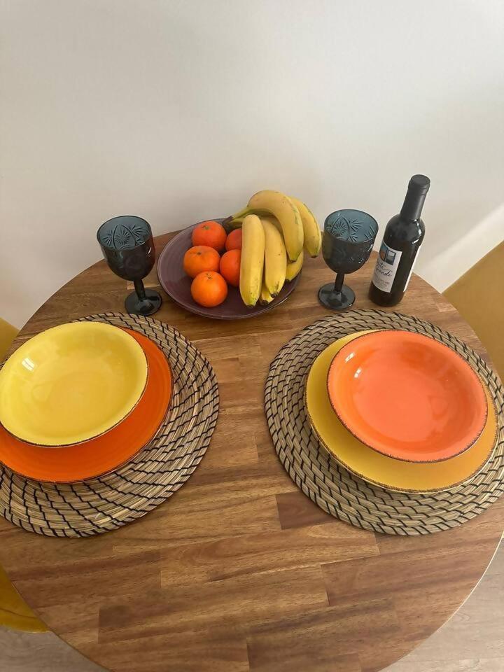 Stylish Renovated Apartment In Chiado 리스본 외부 사진